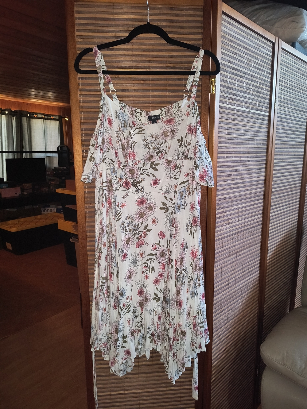 torrid White Floral Asymmetrical Cold-Shoulder Dress
